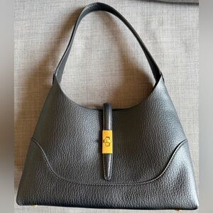 Sophisticated Black Leather Shoulder Bag with Gold Accent